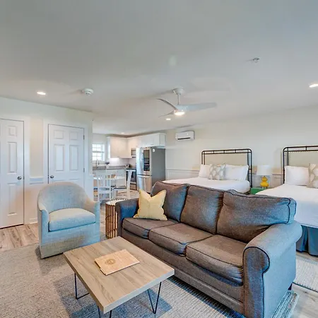207 Queen Suite, 2Nd Floor Sundown